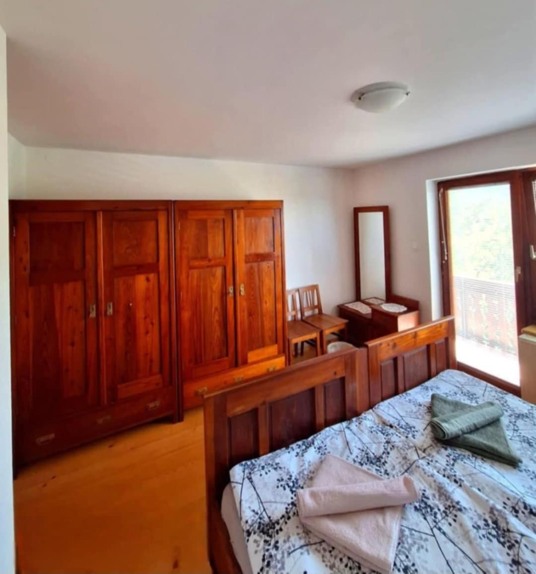 Pr' Hribar Apartment Zgornje Gorje Room photo